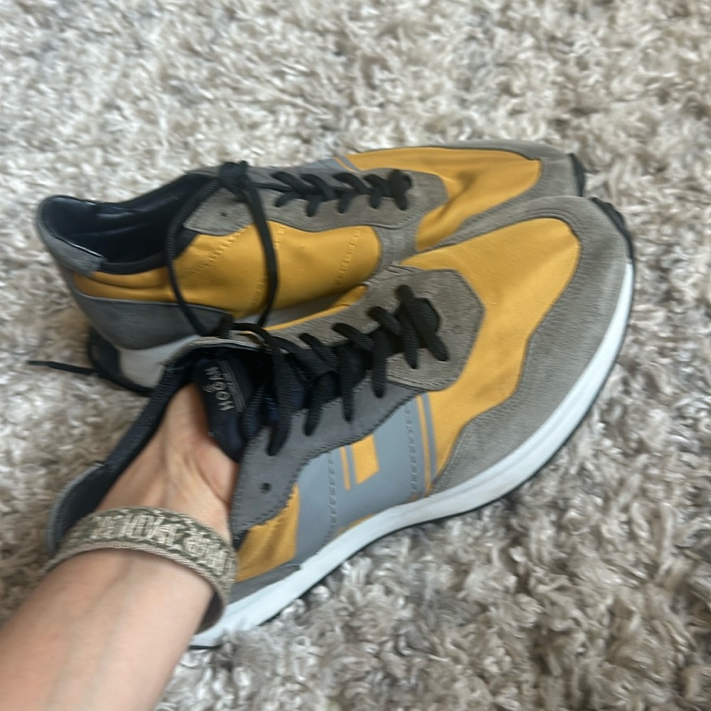 Hogan sneakers, good condition